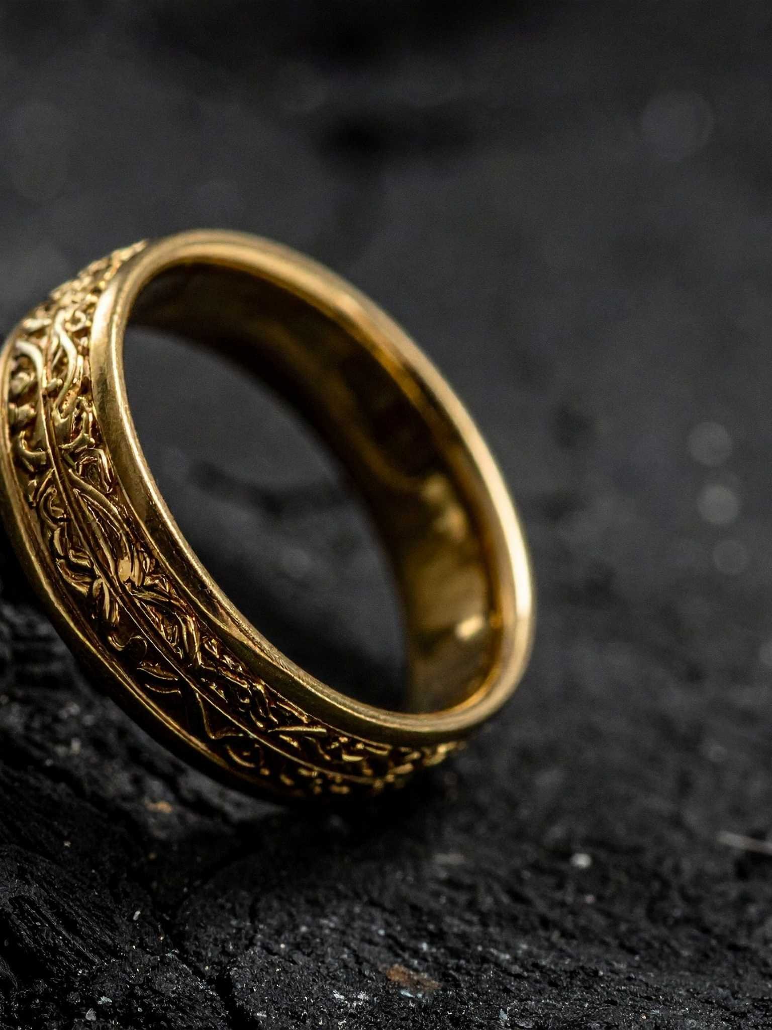 Poinçons de contrôle sur bijoux or pour certification de pureté au rachat