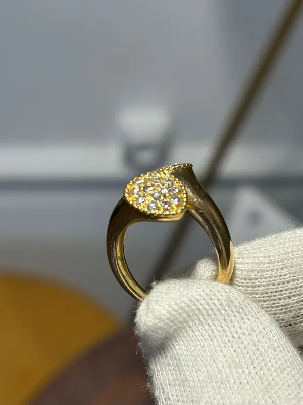 Bague or blanc 18 carats — expertise Mougins